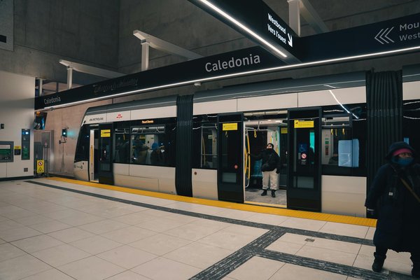 Saison touristique : quand faut-il opter pour les transports en commun pour économiser ?